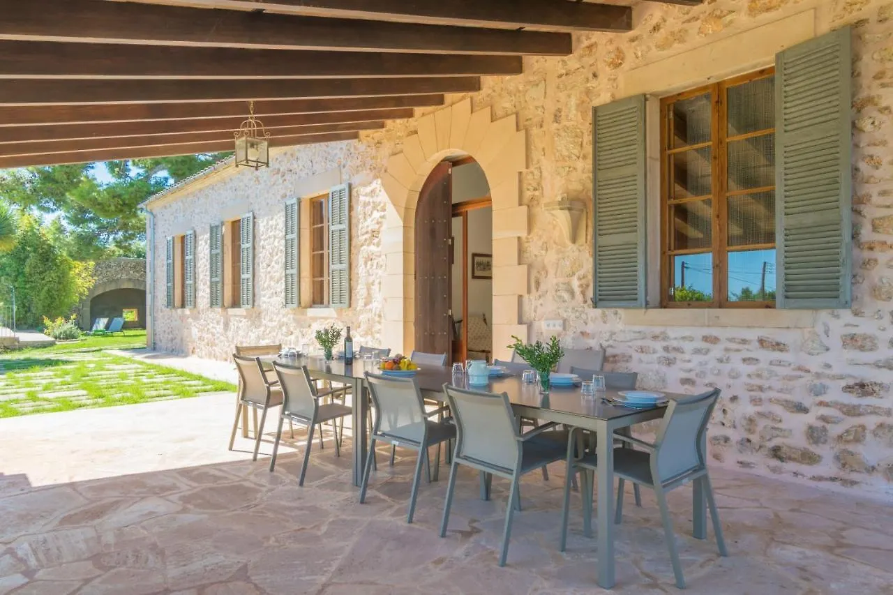 Can Cirerol Portocolom  Villa